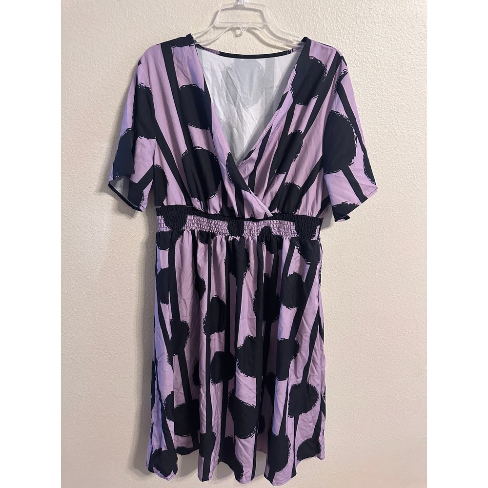 SHEIN Curve Dress Black Floral Print V-Neck Short‎ Sleeve Smocked Waist 1XL